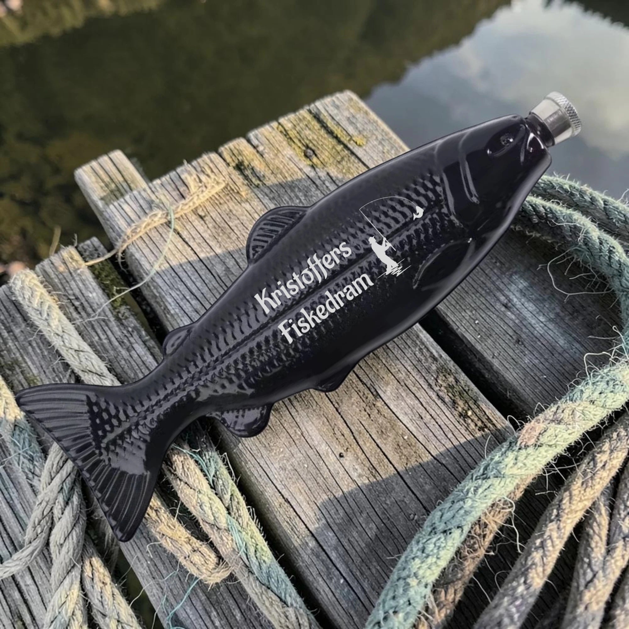 Lommelerke fisk med gravering - personlig gave fra Fjellgave